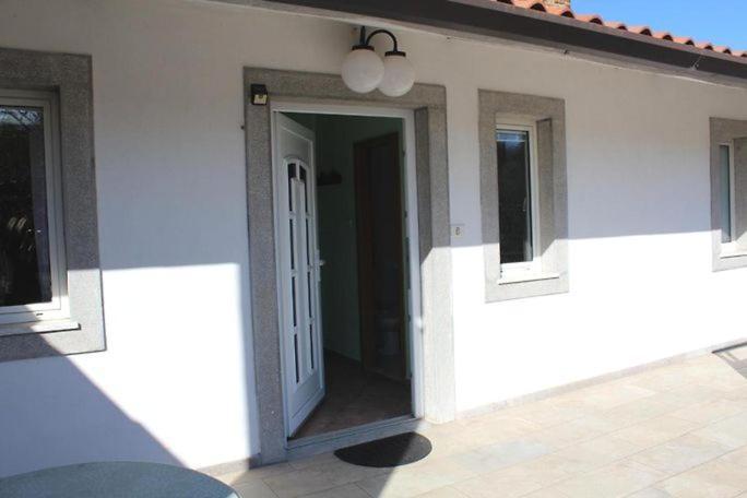 Apartments Ficur With Swimming Pool & Grill, Portoroz Exterior photo